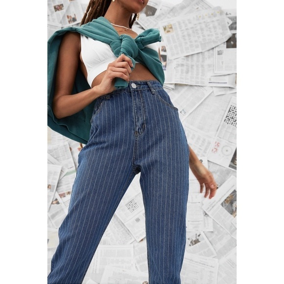 NWT Nasty Gal High Waist Pinstripe Mom Jeans - Picture 4 of 9